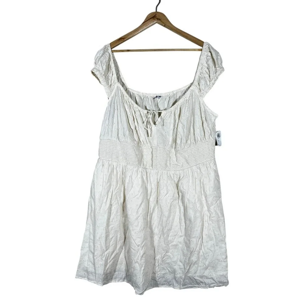 NWT Old Navy Eyelet Smocked Peasant Top Cream Boho Cottagecore Plus Size 2X